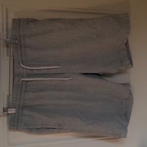 H&M Men's Large Gray Shorts